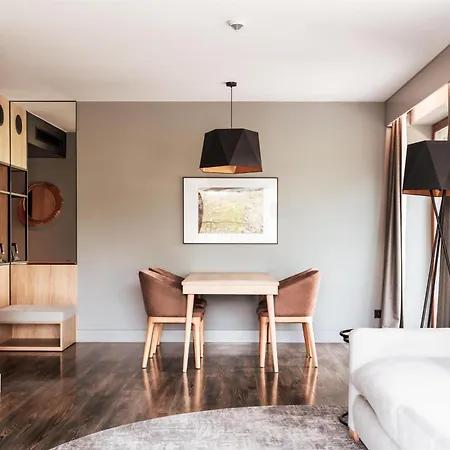Ξενοδοχείο Radisson 4*