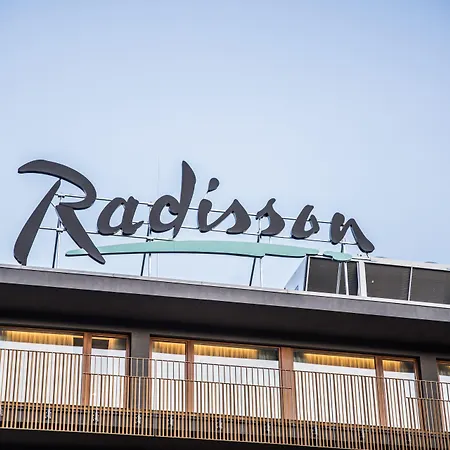 Radisson 4* شكلارسكا بوريبا