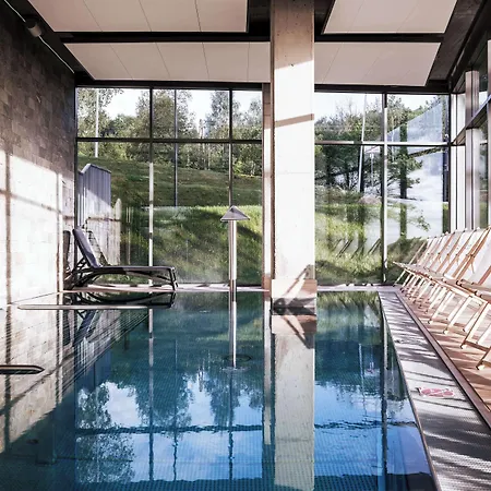 Radisson فندق 4*